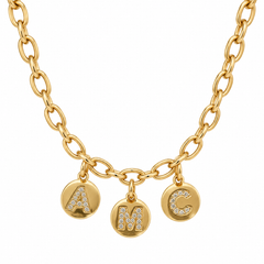 Collar Mis Iniciales con letras de circonitas bañado en oro de 18k - Alma de Plata