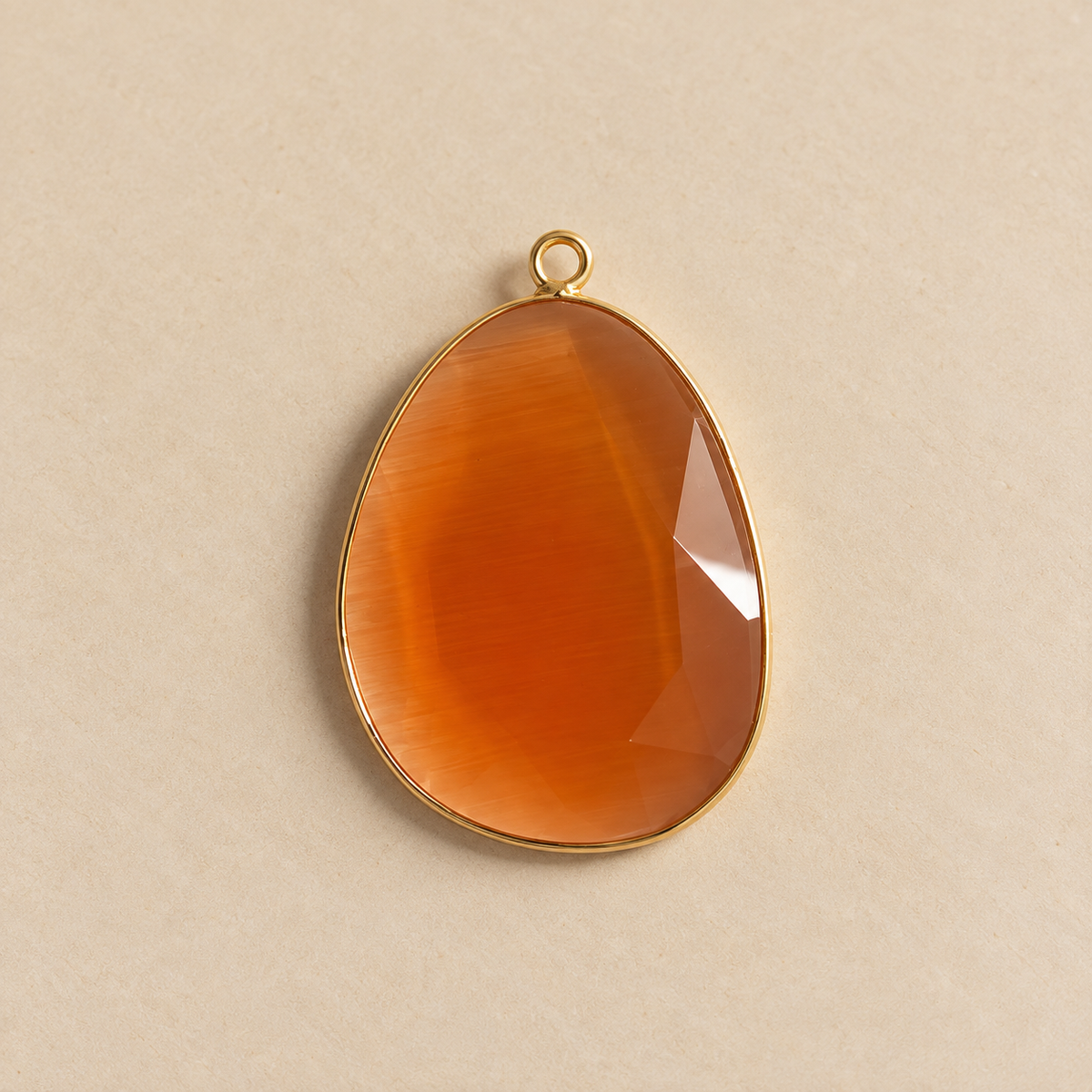 Charm Aurora de piedra facetada, vista 6 - Alma de Plata
