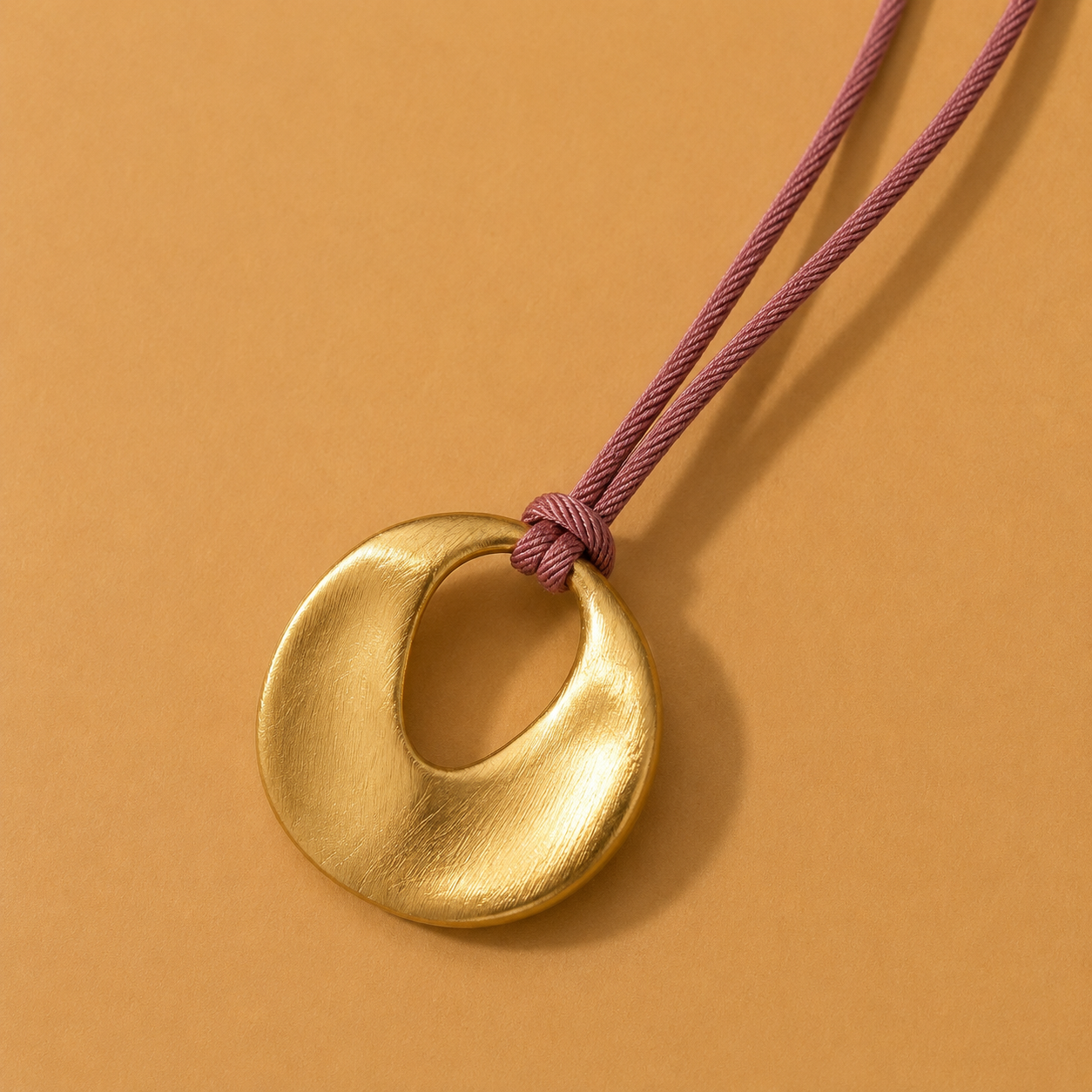 COLLAR LUNAIRE