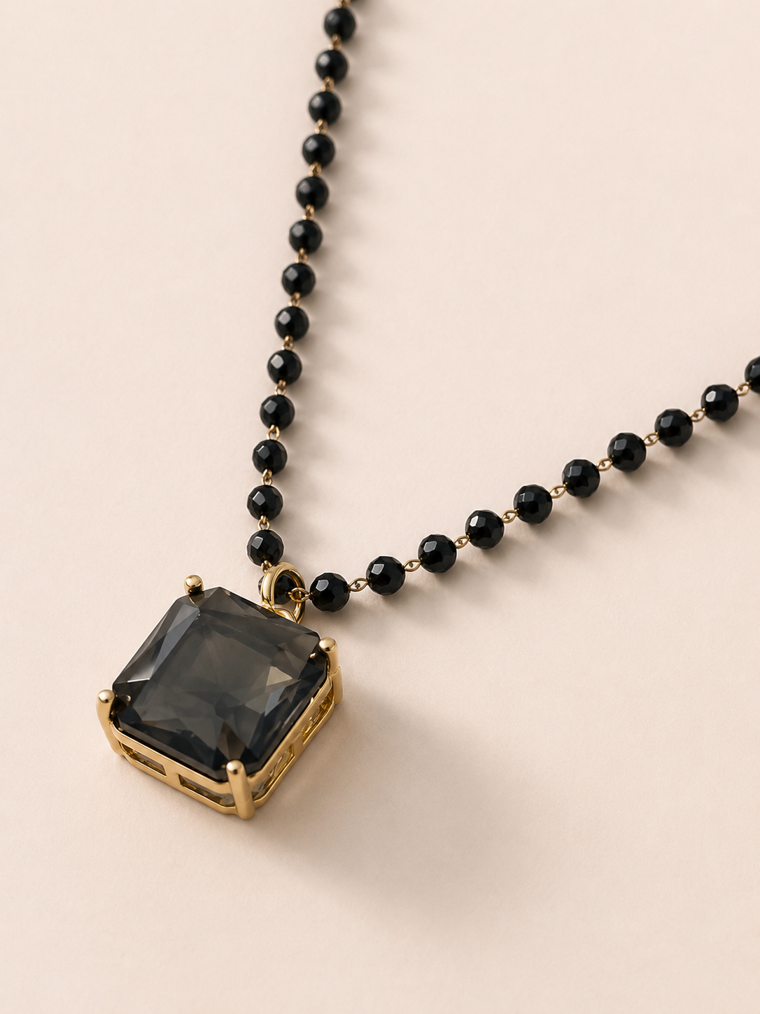 COLLAR EBORA