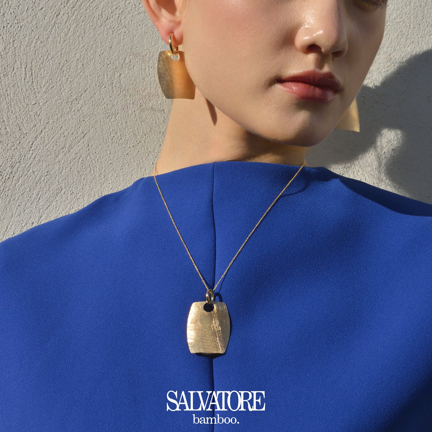 COLLAR SUNA