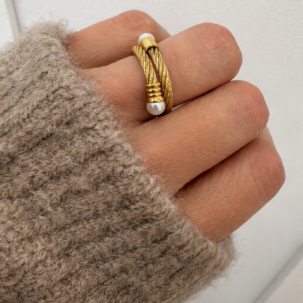 PEARL RING