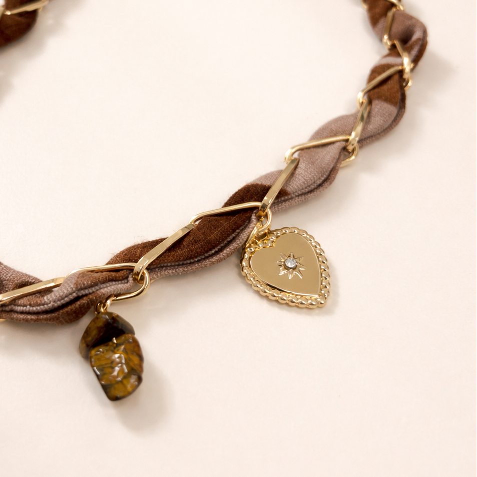 COLLAR BOHEMIA