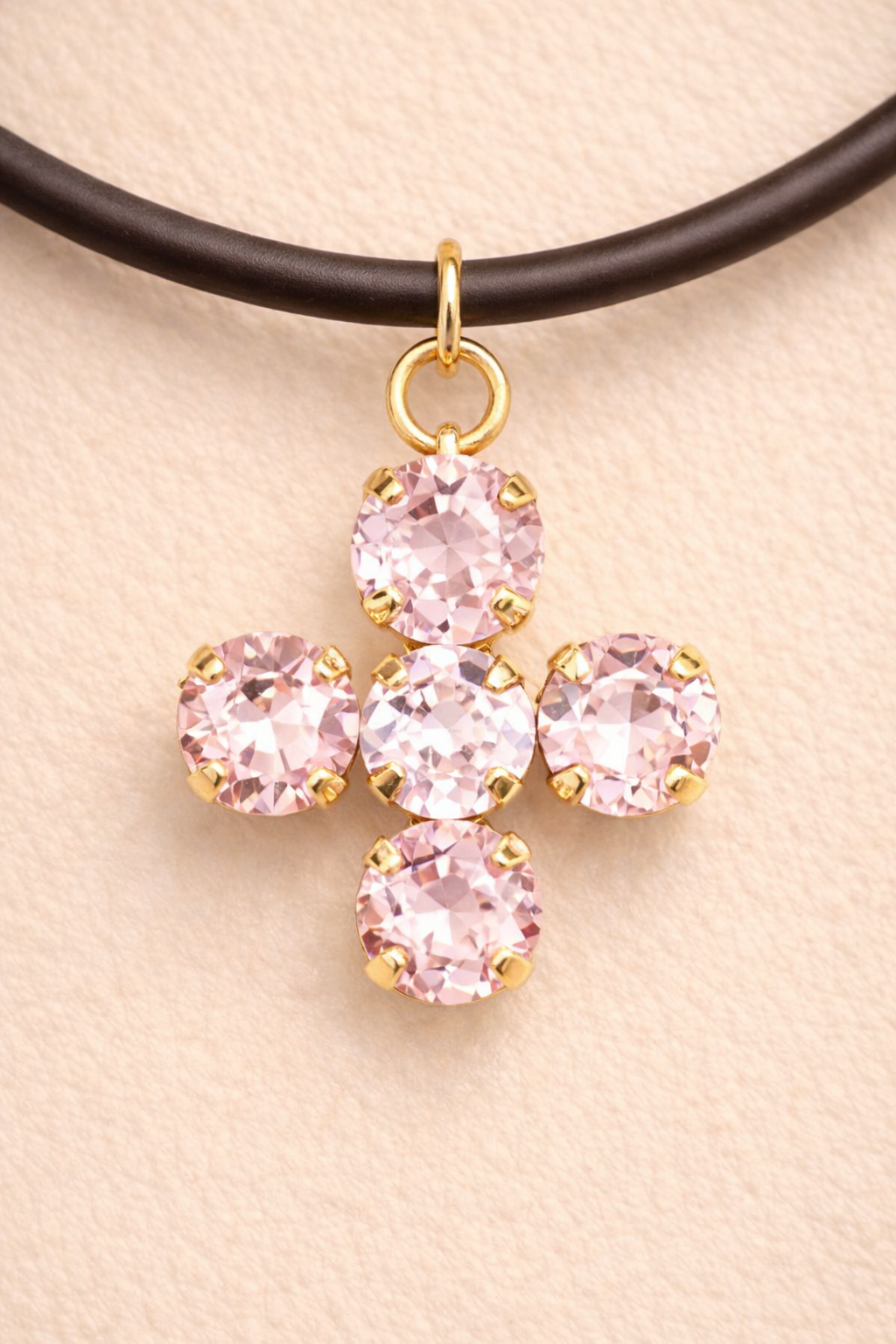 COLLAR AURUM