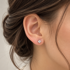 Pendientes Cira de plata 925 de 4 mm