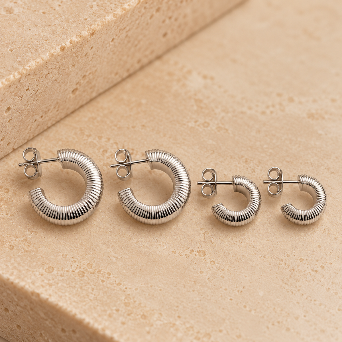 Pendientes Naia, aros de plata 925 puestos