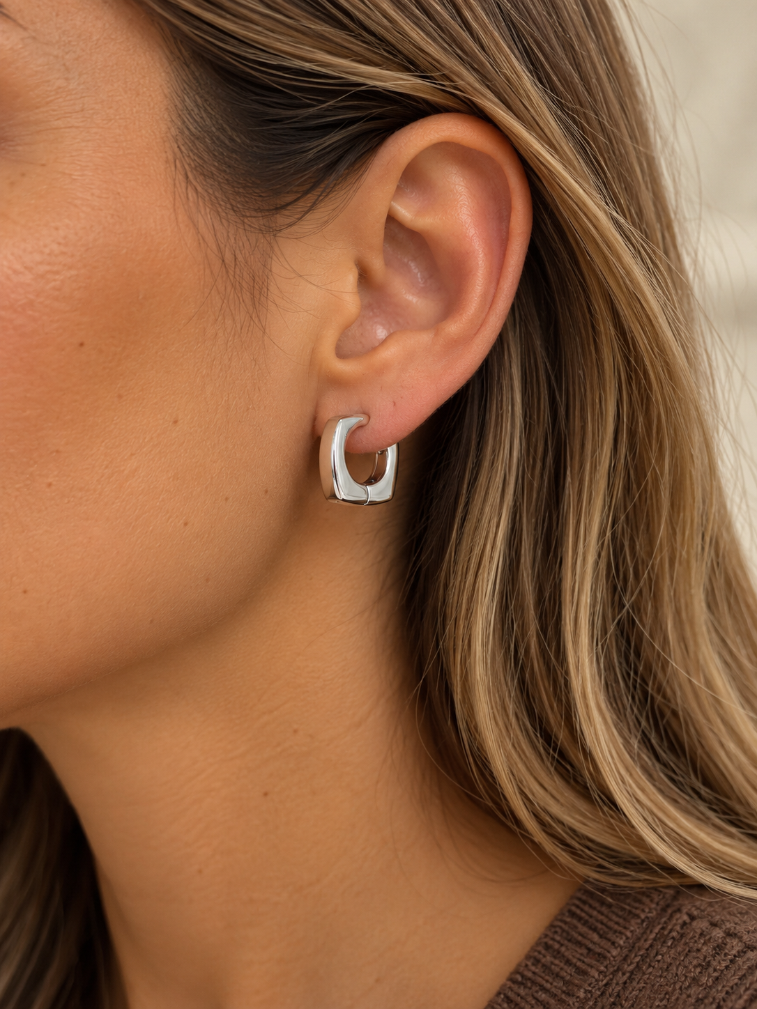 Pendientes Artemisa de plata 925, luna plateada, detalle