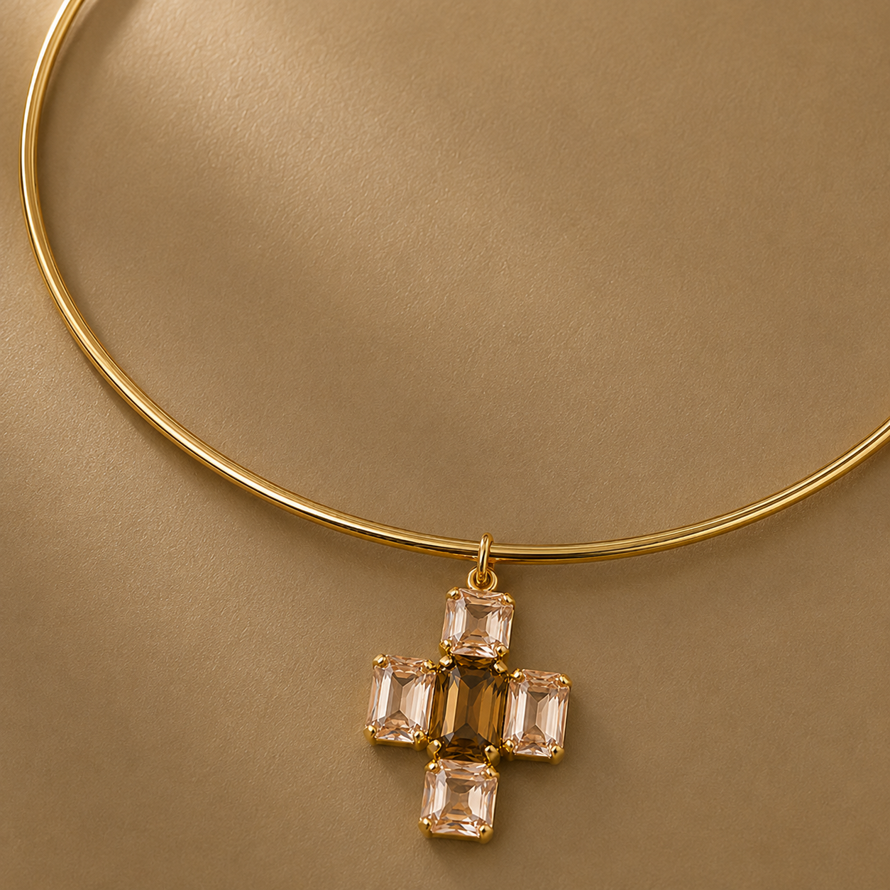 CHOCKER ESENZA