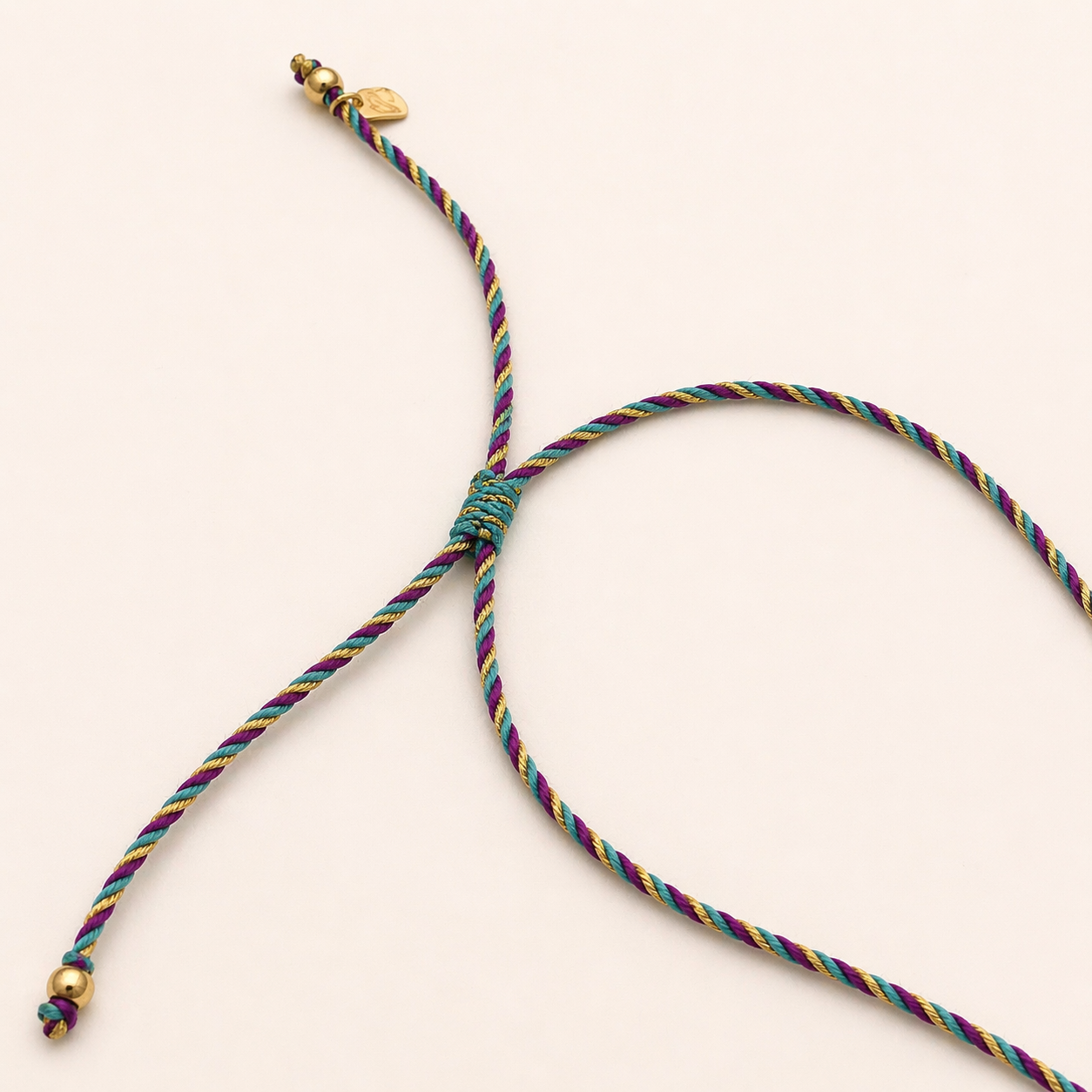 COLLAR AMULETO