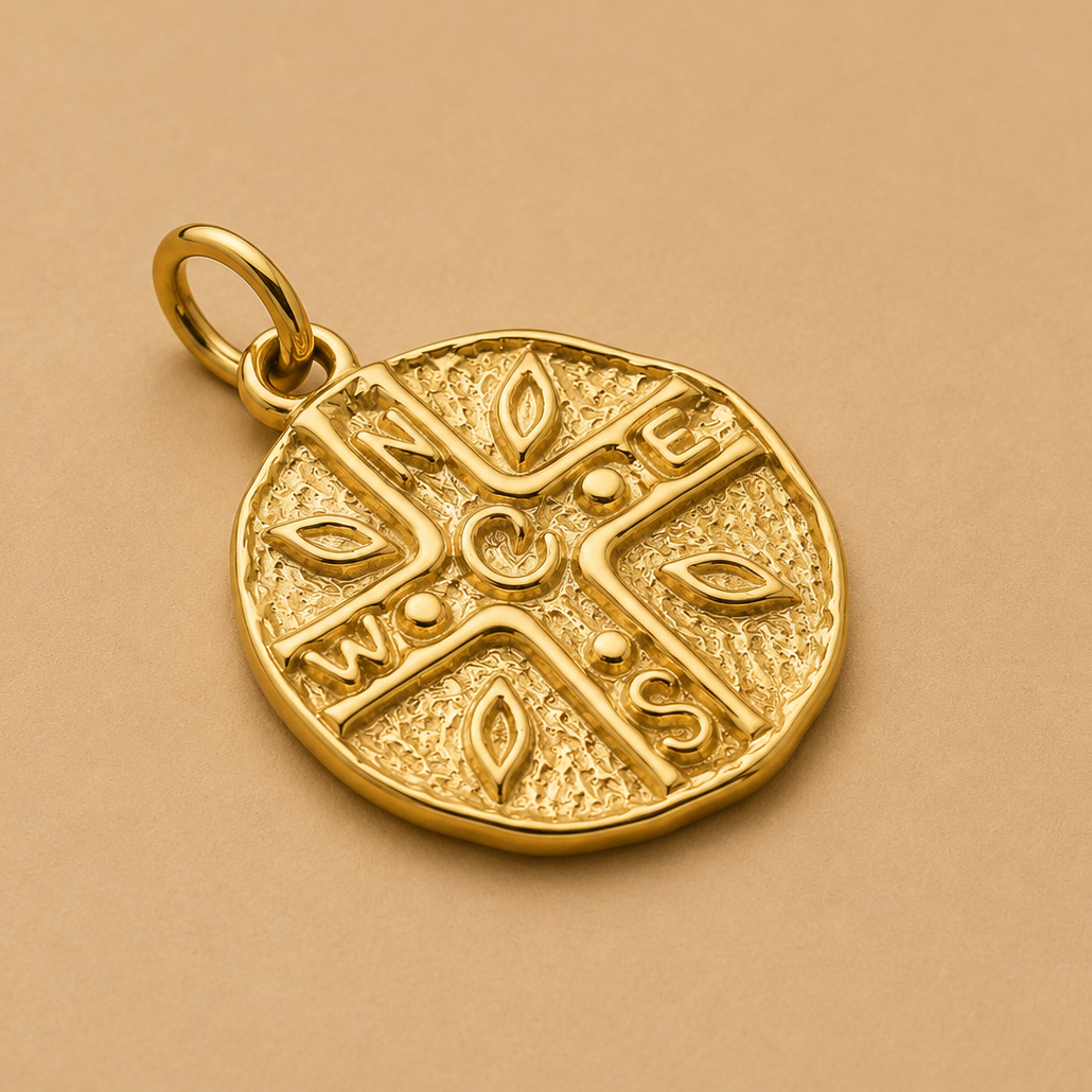 CHARM CRUZ GAIA