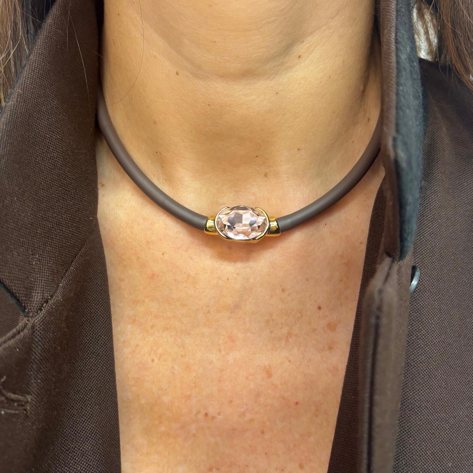 COLLAR EBANO