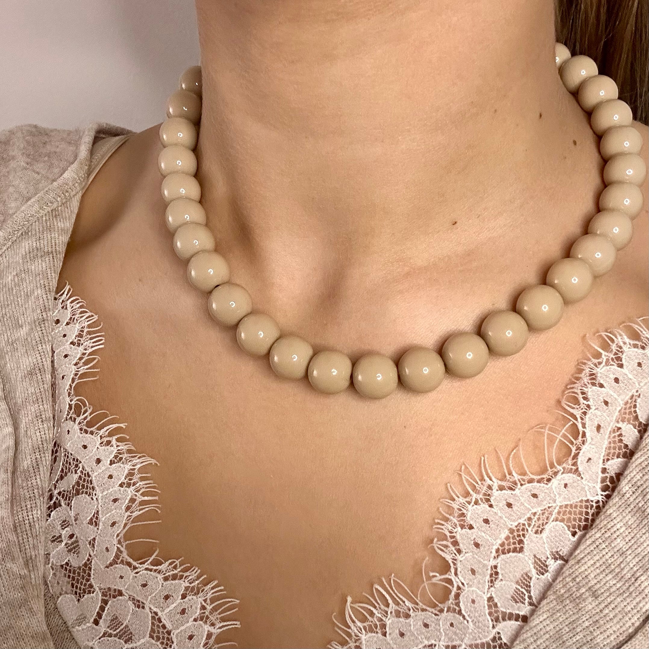 COLLAR LÍNEA