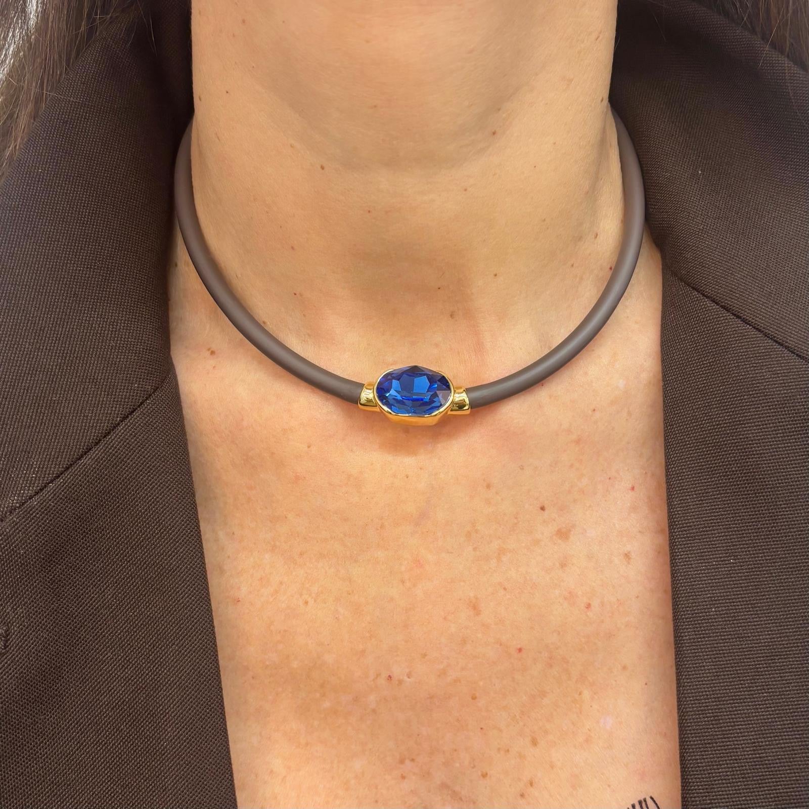 COLLAR EBANO